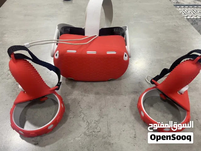 للبيع نظارات ميتا كويست 2 265GB يداته  (Meta quest2) مع كامل الاغراض