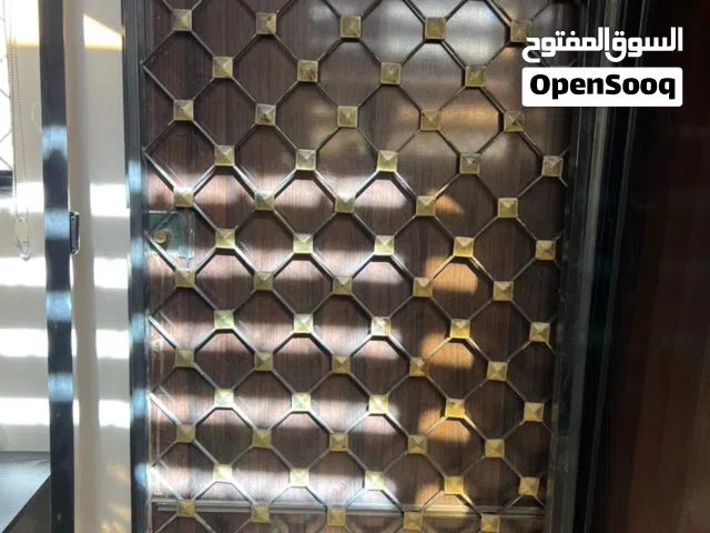 باب حديد يصلح باب خارجي
