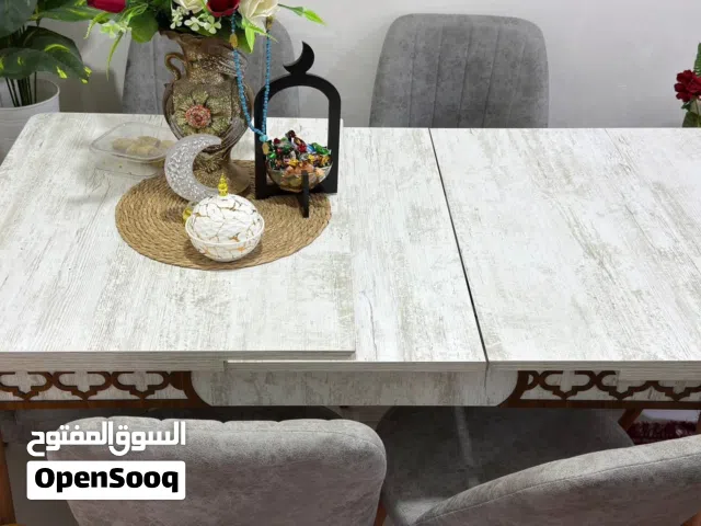 ميز طعام 6 كراسي