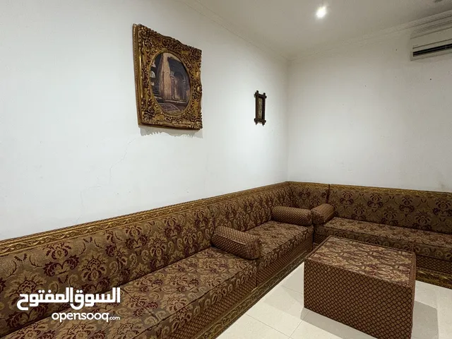 جلسة مغربية (Moroccan Style) فاخرة – 5 قطع