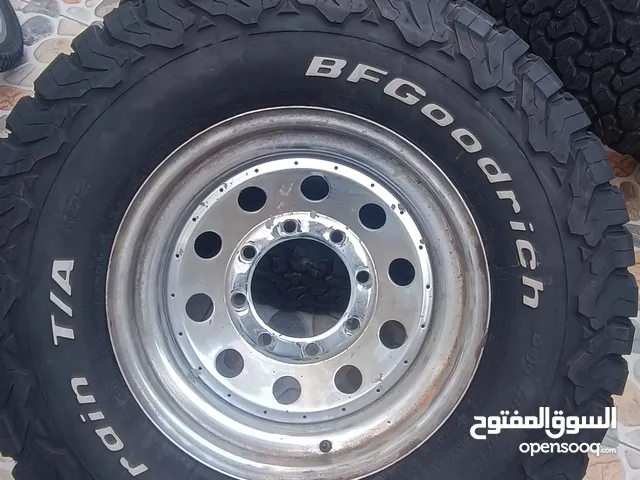 للبيع 4 اطارات بي اف الامريكية اصلي وكيلها ميشلان