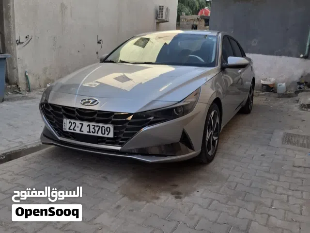 2023 هيونداي النترا SE