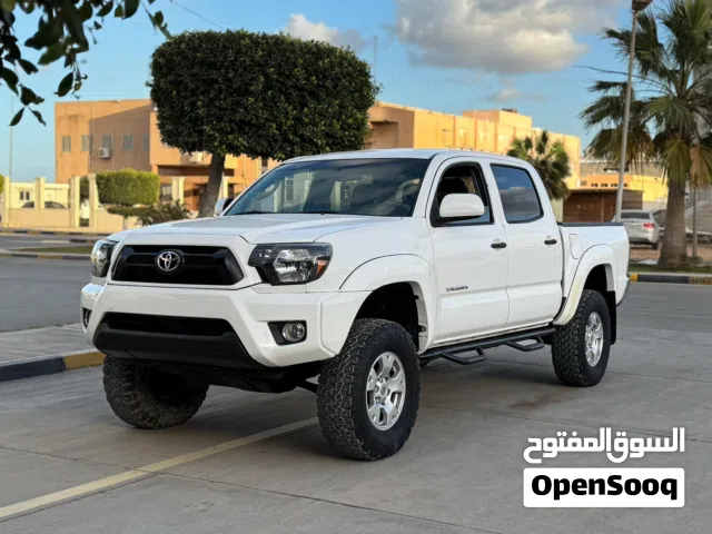 #TOYOTA_TACOMA_2015_4x4