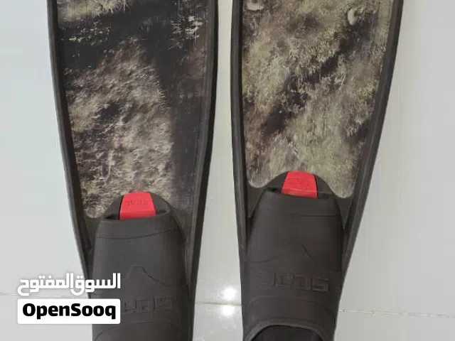 أغراض غوص للبيع