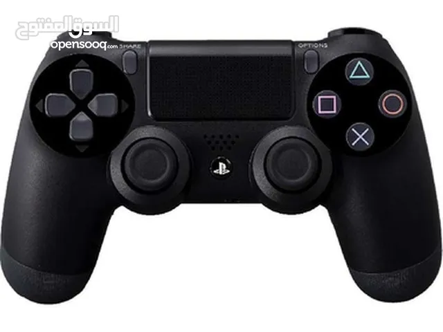 يد بلاستيشن فور شبه جديدة