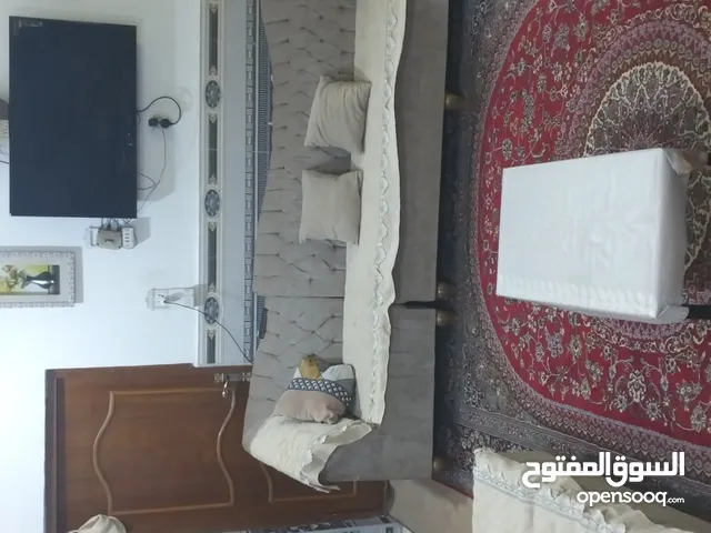 150 m2 5 Bedrooms Townhouse for Sale in Basra Kzaiza