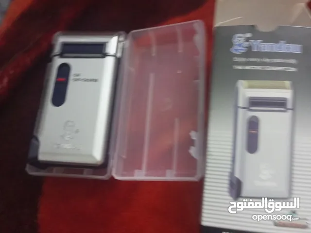 ماكينه متعددت الاستعمال للشعر والذقن عدد 2