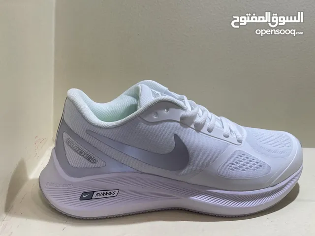 45 Sport Shoes in Al Dakhiliya