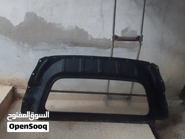 سلم و قاطع زجاج بين غرفتين والصندوق لباص ستاركس موديل2000