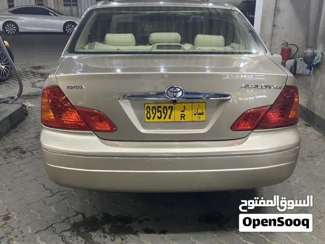 تيوتا افالون