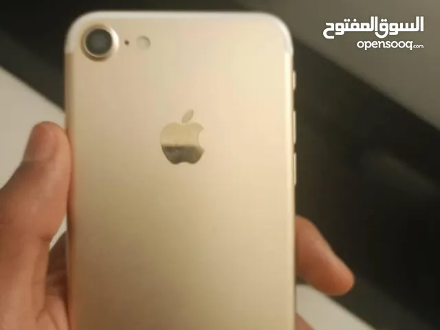 Apple iPhone 7 128 GB in Ajman