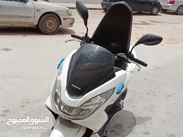 Honda PCX150 2016 in Tripoli