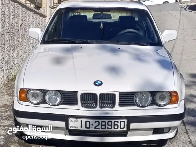.   BMW 520  للبيع كاش فقط بداعي السفر