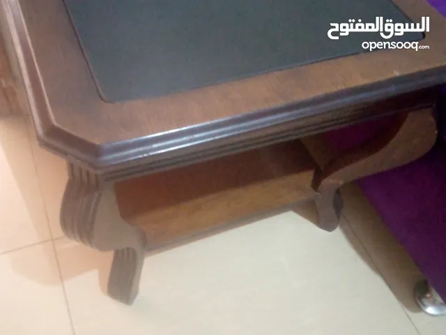 طاولتين مربعات