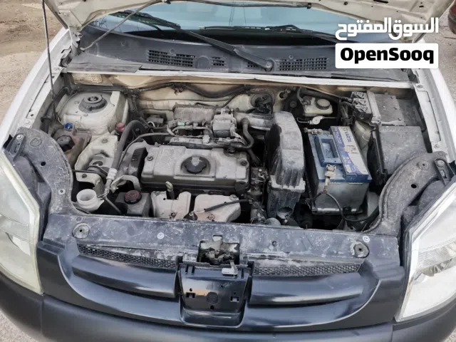 2009 بيجو بارتنر Van Short Body