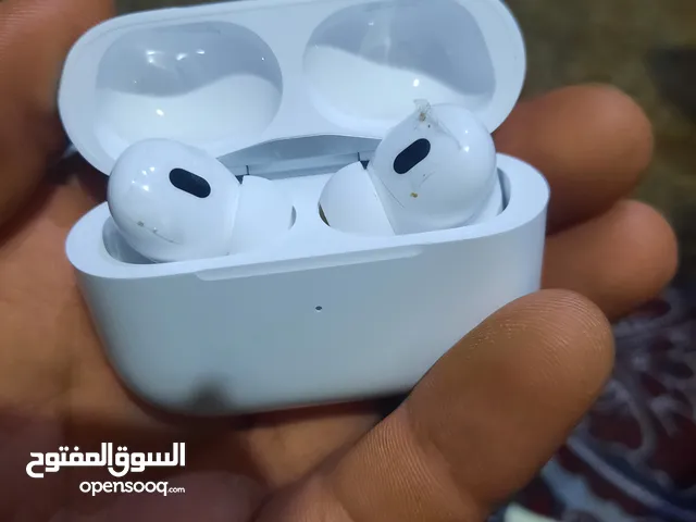 سماعه جديده  مو مستخدمه بدي ابيعها     لظرف خاص للجادين فقط