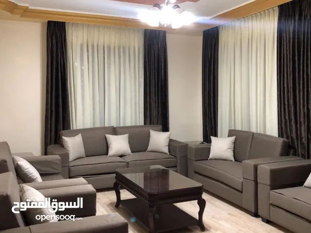 115 m2 2 Bedrooms Apartments for Rent in Amman Jabal Al Hussain