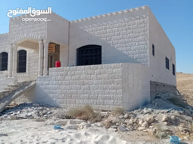 بيت مستقل اربع واجهات حجر أراضي شرق عمان