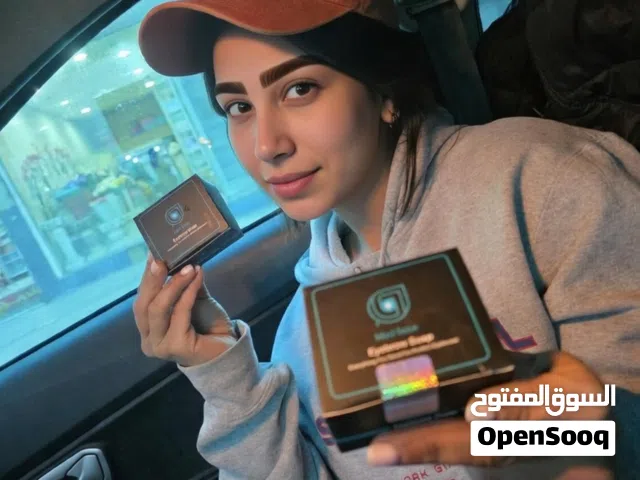 المنتج الترکی الافضل   لزيادة الرموش من  کثافه  الرموش من حجم الحواجب