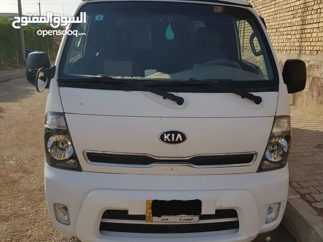 Refrigerator Kia 2015 in Basra