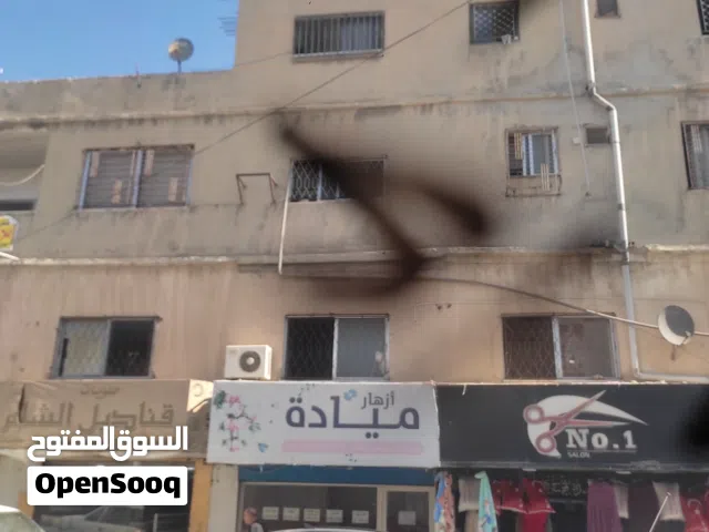 عمارة في جبل الشمالي للبيع