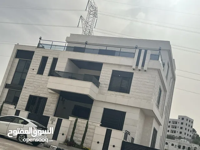 فيلا فاخرة مميزة للبيع ضاحية الامير علي موقع مميز وقريب من الخدمات 750 م بناء
