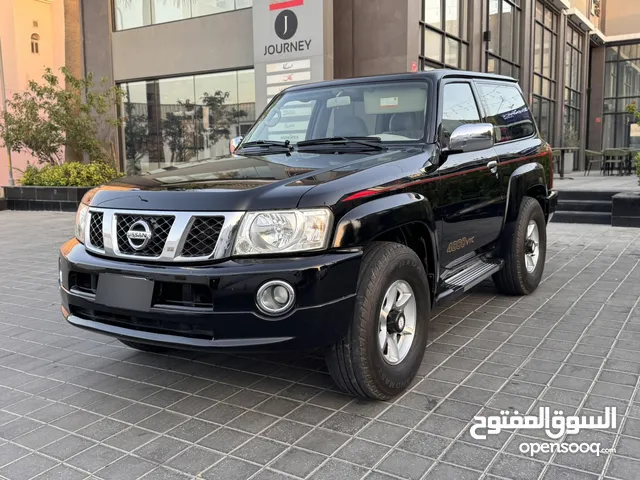 نيسان فتك سوبر سفاري. 2015 Nissan Patrol Super Safari