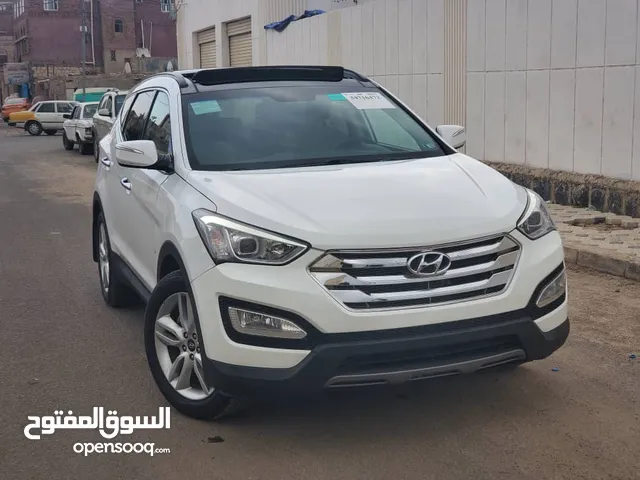Hyundai Santa Fe 2016 in Sana'a