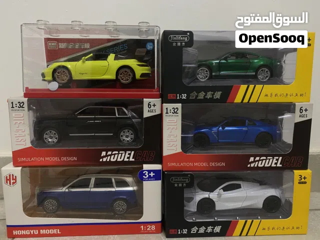 مجسمات سيارات حديد رزين مقياس 1:32 تفاصيل حقيقية مع ابواب قابلة للفتح واضاءة