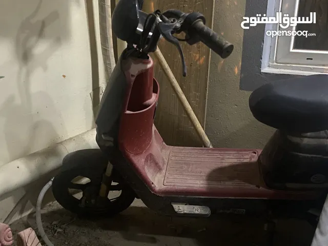دراجه شحن 2023 مستعمل عوزه تاير وره بس نضافه 75%