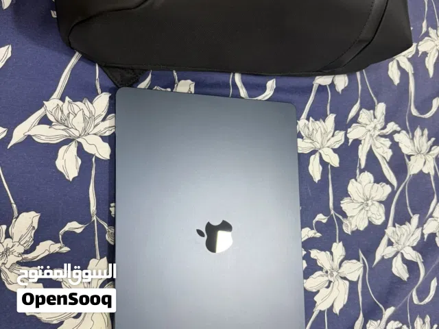 Apple Mac book air 15 inch M4 2025