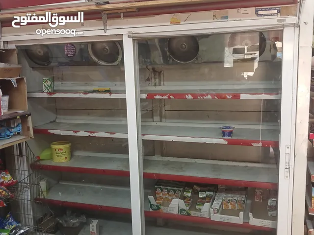 ثلاجة عرض للبيع