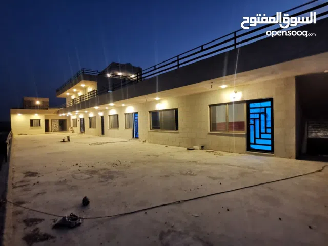 للبيع منتجع سياحي