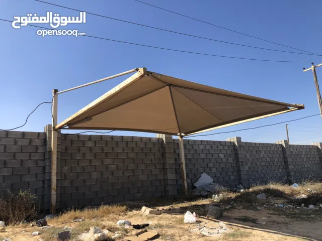 مضلات هرميه  حجم 4/4 نوع القماش إيطاليًا خامه ممتزه  مكان طربلس  رقم المبيعات