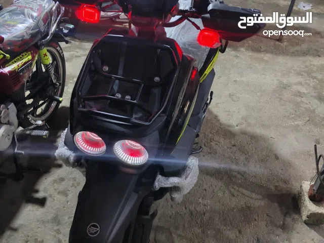 سكوتر كيواى كيت الاصلى 200 سى سى ماشى حوالى 600كم قابل للزياده ببوكس الهدايا