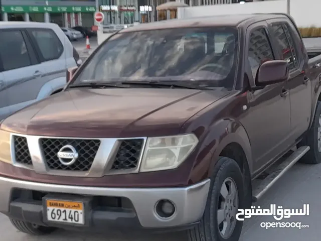 Nissan navara pickup