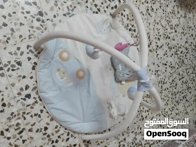 فرشة ألعاب أطفال مع ألعاب معلقة (Gym Play Mat