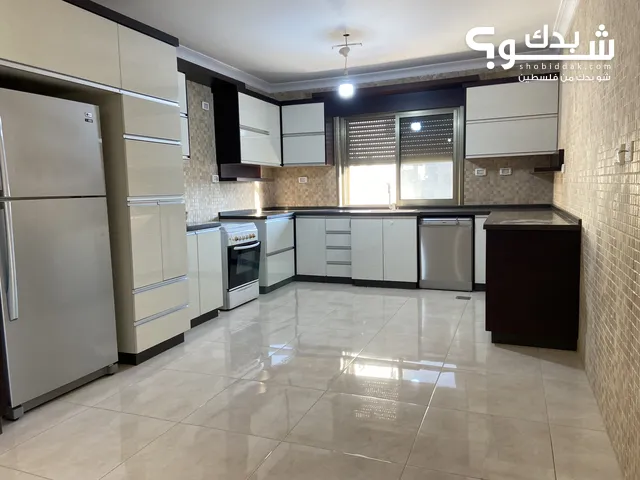 170m2 3 Bedrooms Apartments for Sale in Ramallah and Al-Bireh Other