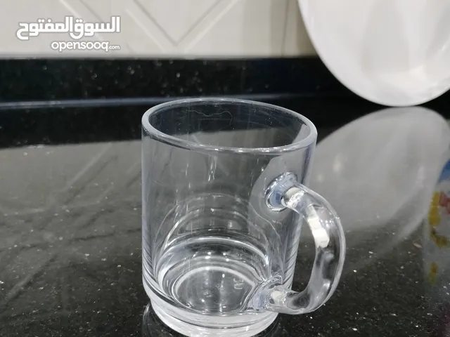 كاسة زجاج استخدام قليل لشرب اي شيء