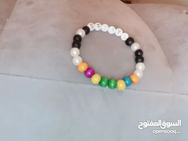 اساور صنع يدوي