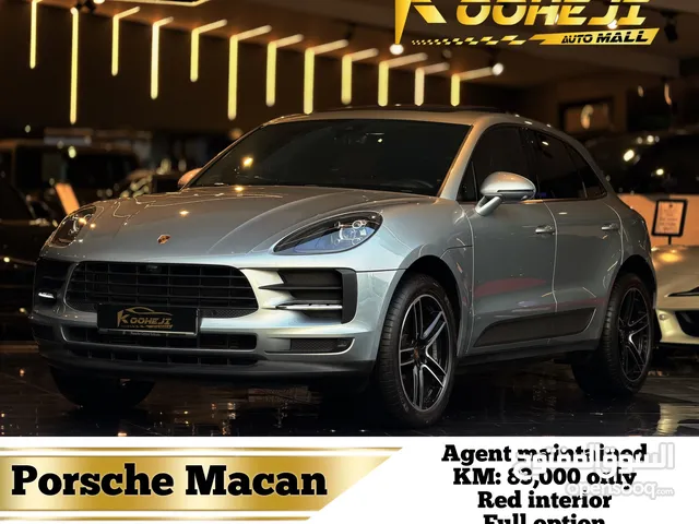 Porsche *Macan*