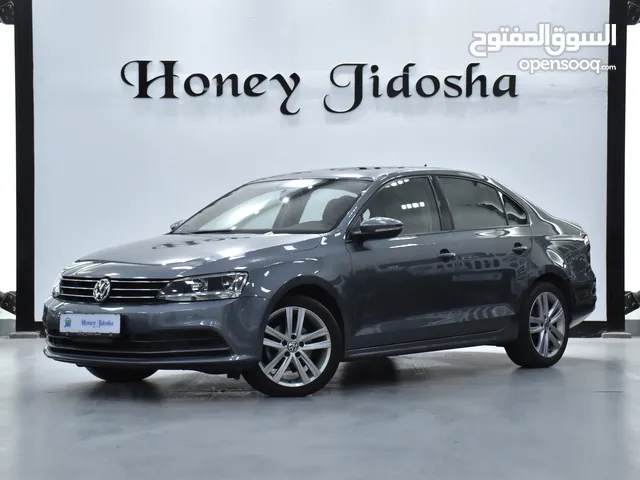 Volkswagen Jetta ( 2018 Model ) in Grey Color GCC Specs