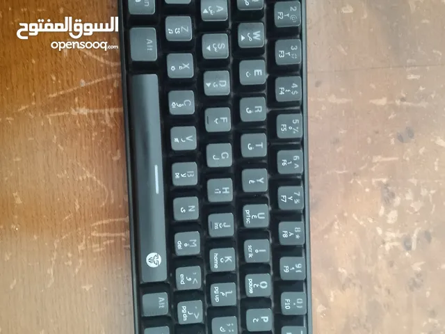 لوحة مفاتيح ميكانيكيه من شركة فانتك MK859 ATOM63 RGB سعر 15 دينار قابل للتفاوض للجادين فقط