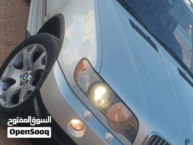 سياره للبيع بي x5 e53 محرك. v8. 44. تكيف شغال سياره كويسة بإذن الله مش شكاوي عادية