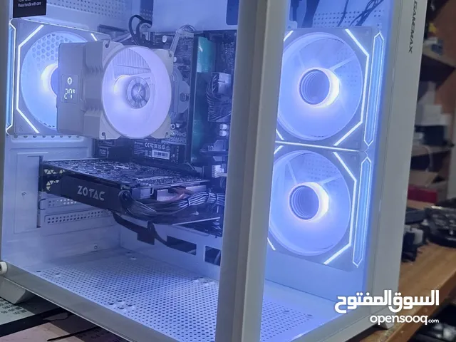 كمبيوتر جيمينج مضيئ