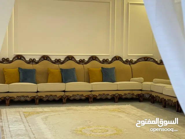 كنبات او كراسي راقيه جدا من خشب الزان الطبيعي المصري