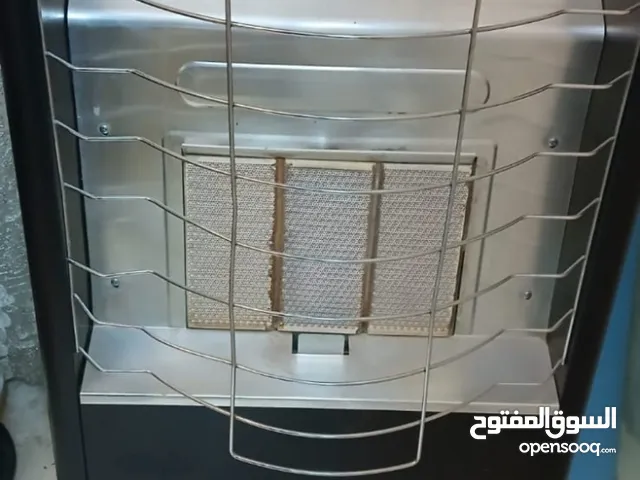 صوبة غاز ثلاث بلاطات مستعمله بحال الحديد