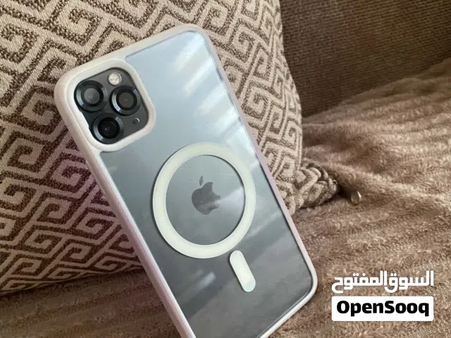 ايفون 11 برو ماكس بحالة ممتازه