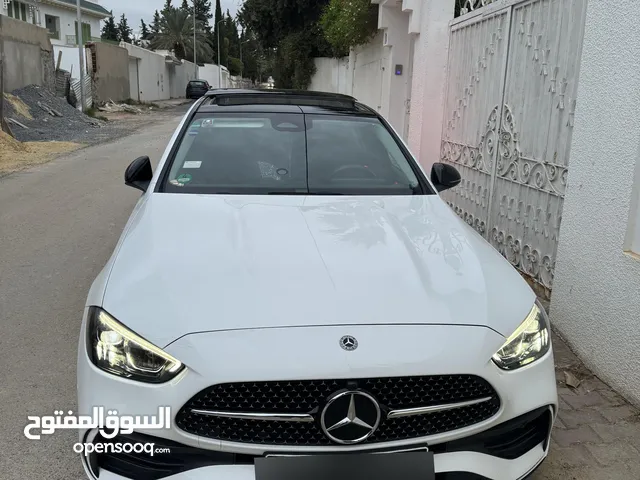Mercedes c 180 للبيع