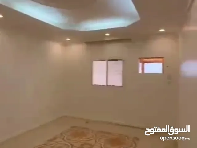 130 m2 4 Bedrooms Apartments for Rent in Jeddah Marwah
